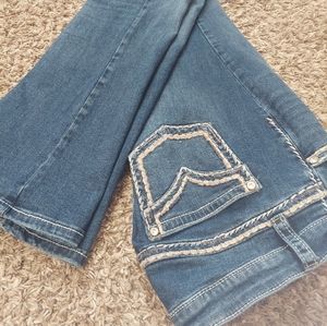 New Shayanne Jeans